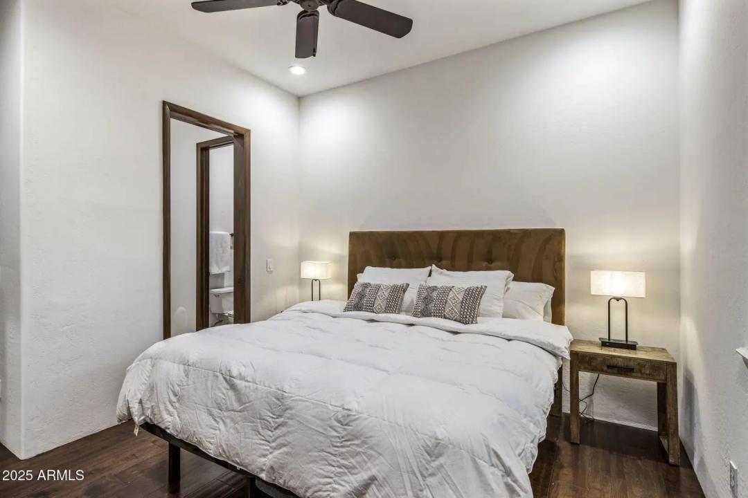 Real Estate Picture 33