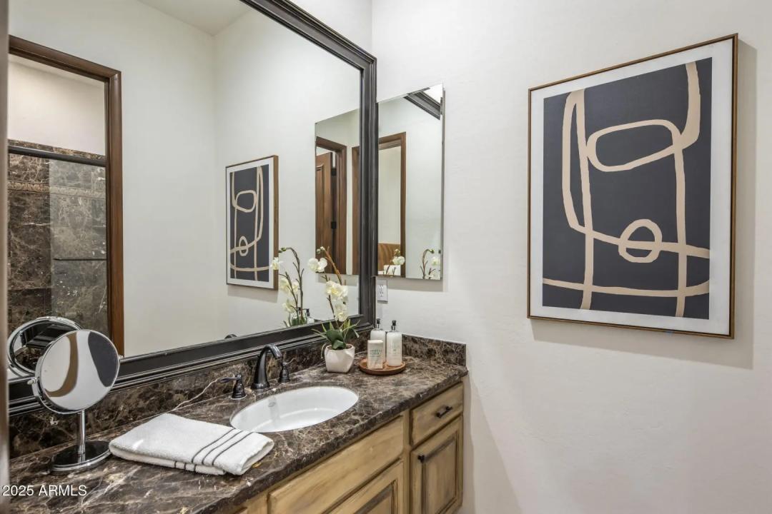 Real Estate Picture 35