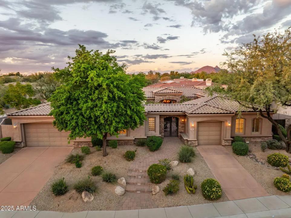 Real Estate Picture 1