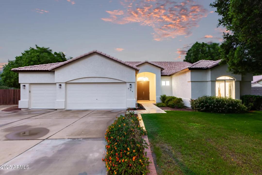 Real Estate Picture 1