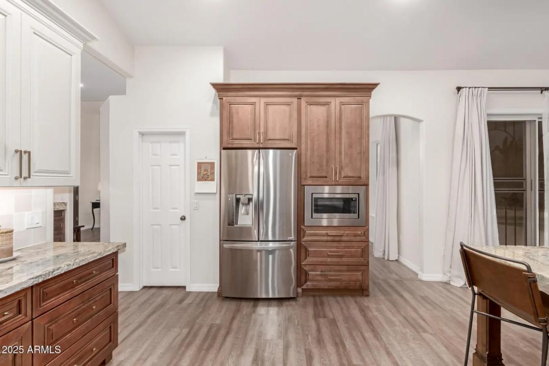 Real Estate Picture 13