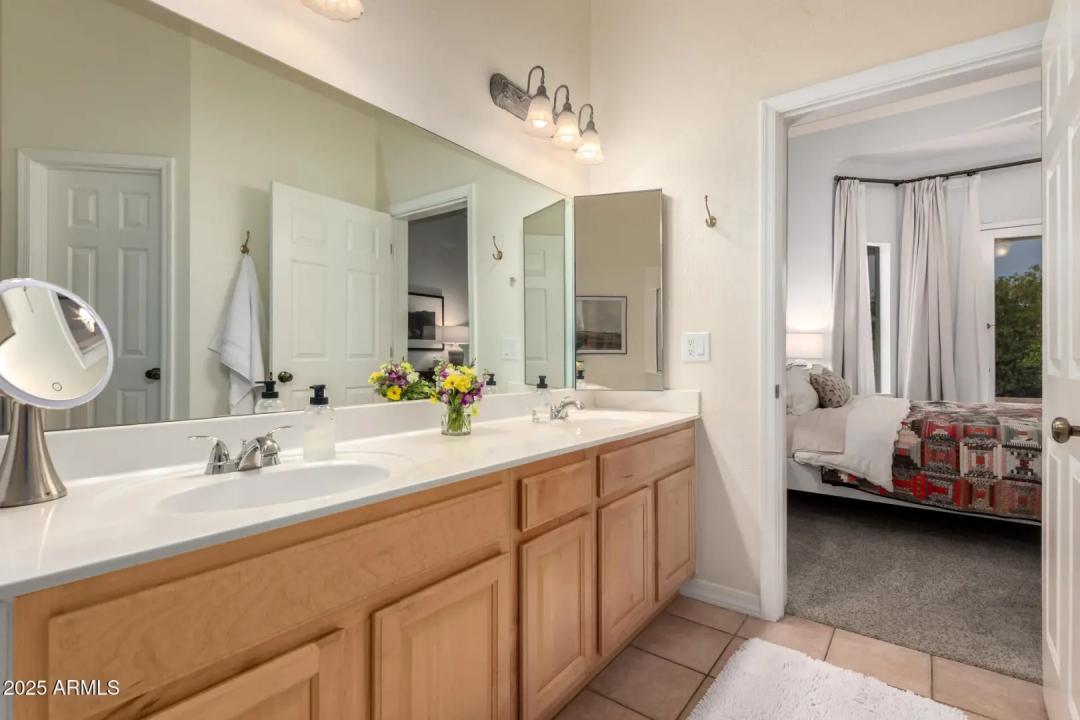 Real Estate Picture 19