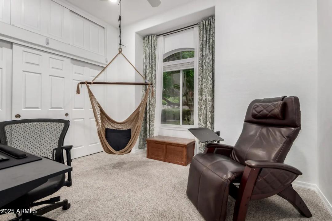 Real Estate Picture 20
