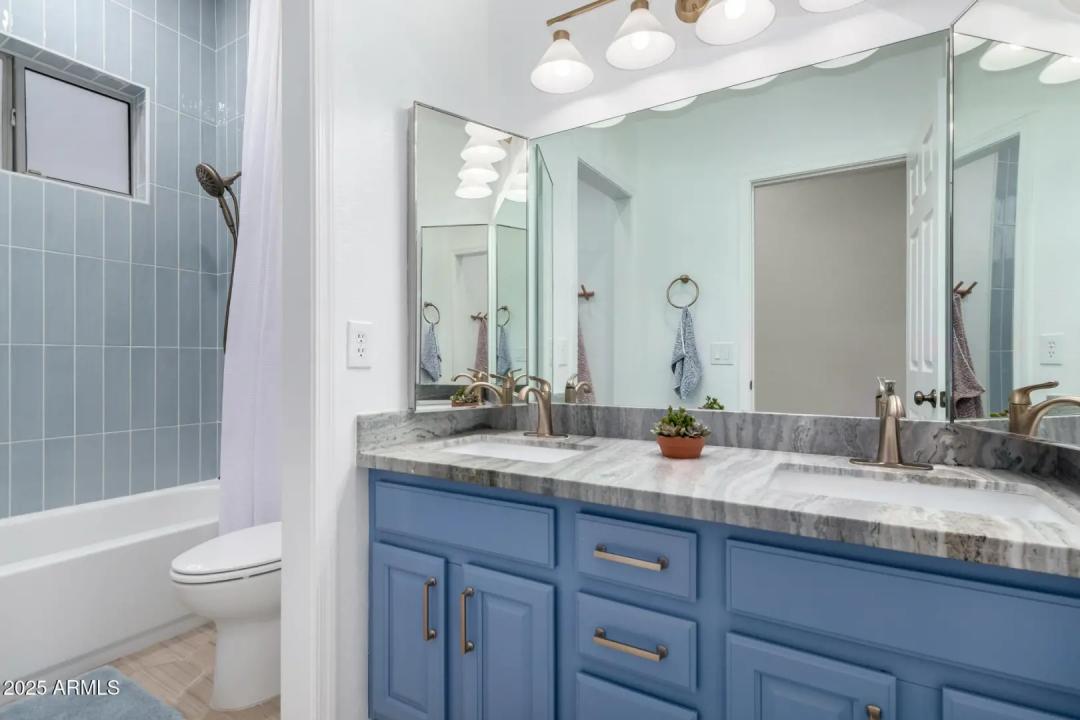 Real Estate Picture 21
