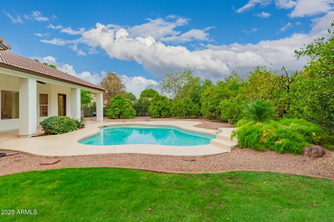 Real Estate Picture 38