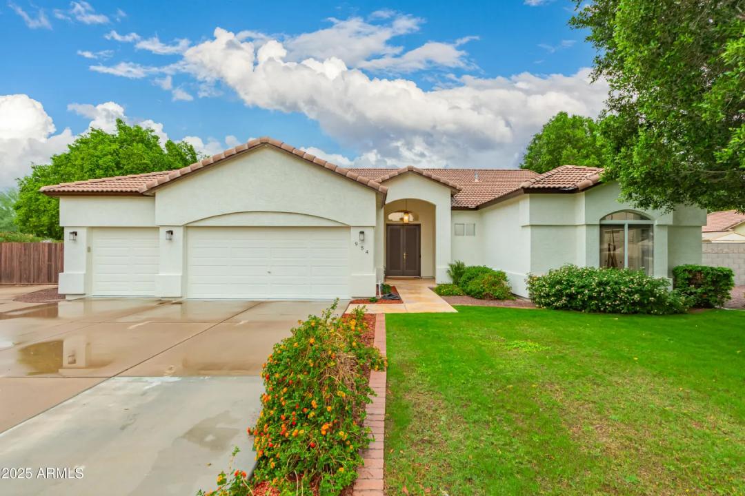 Real Estate Picture 1