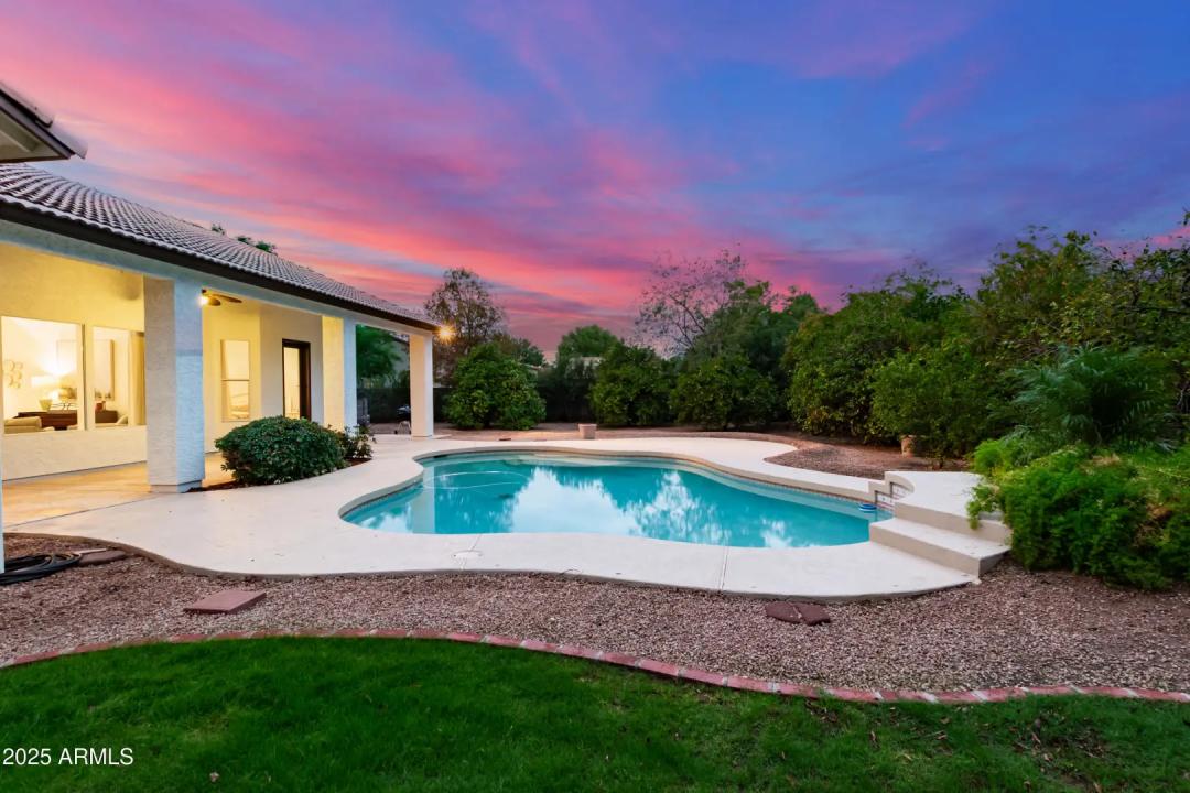 Real Estate Picture 40