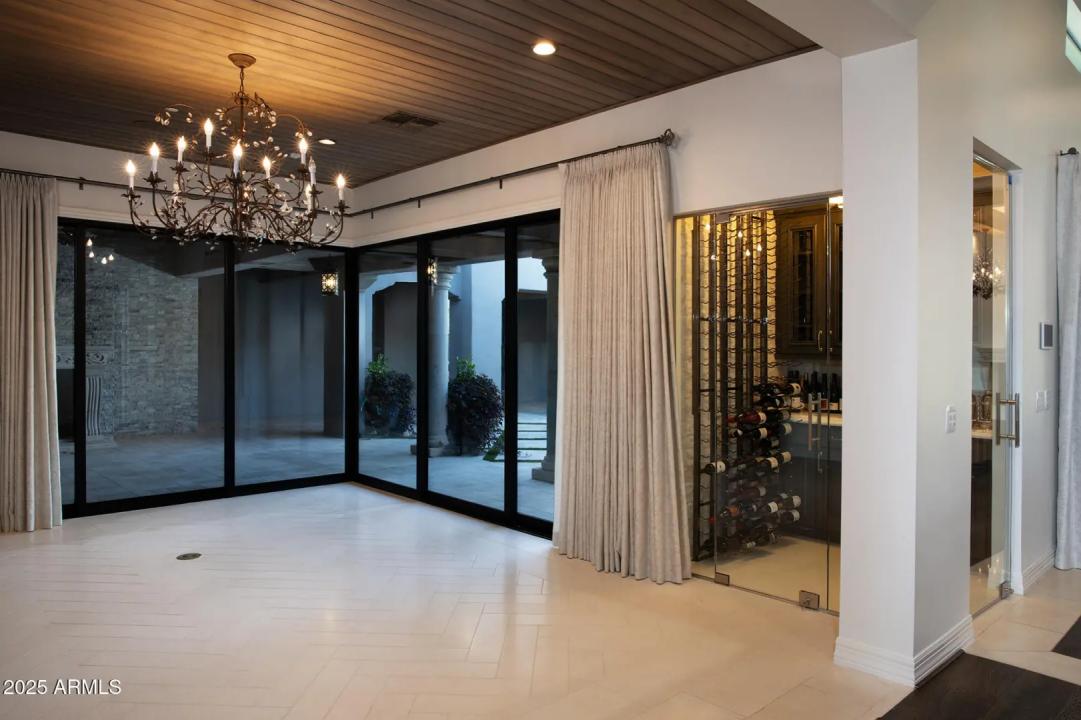 Real Estate Picture 15