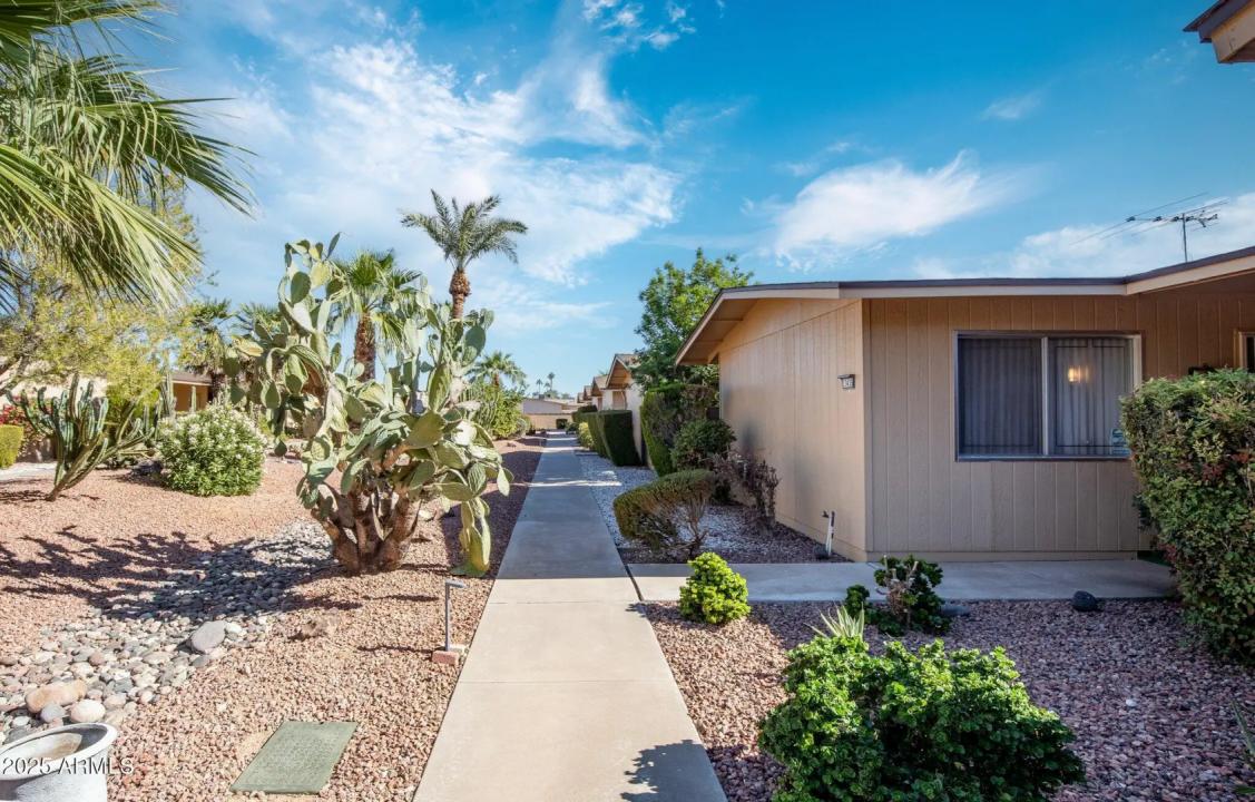 Real Estate Picture 3