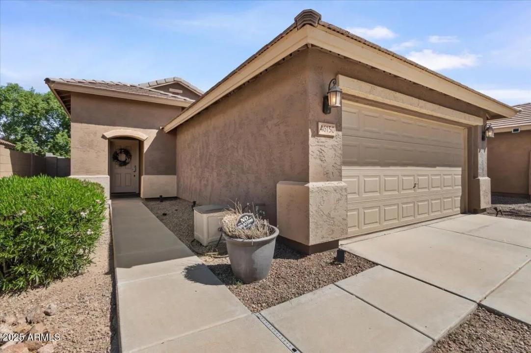 Real Estate Picture 3