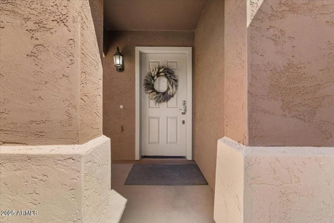 Real Estate Picture 4