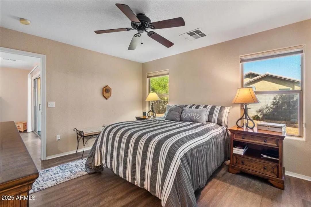 Real Estate Picture 19
