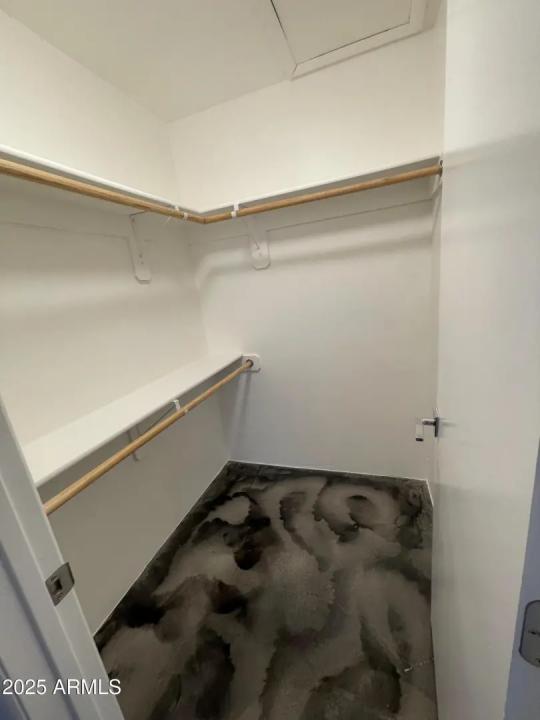 Real Estate Picture 11