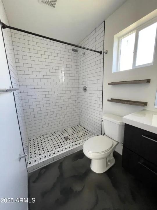 Real Estate Picture 21