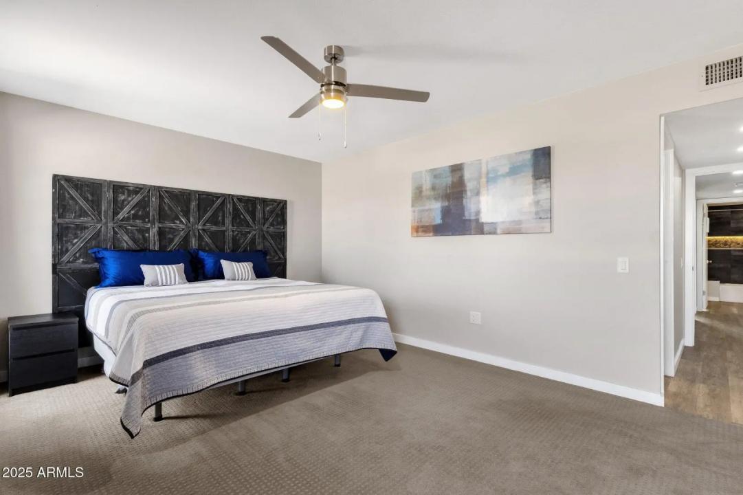Real Estate Picture 18