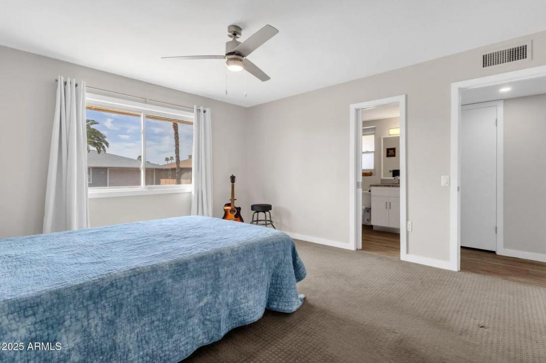 Real Estate Picture 20