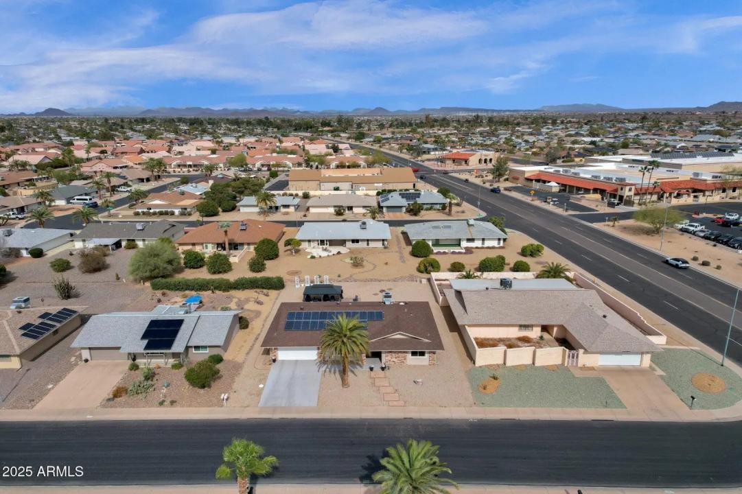 Real Estate Picture 30