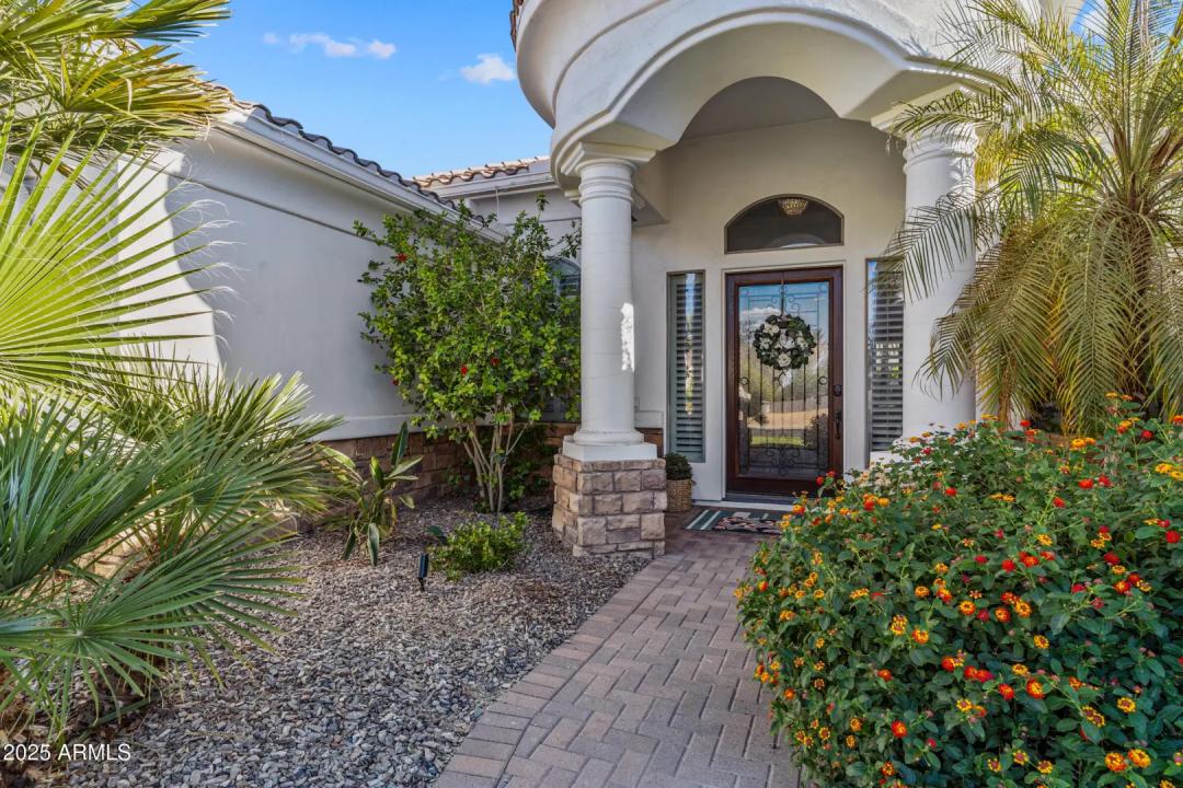 Real Estate Picture 6