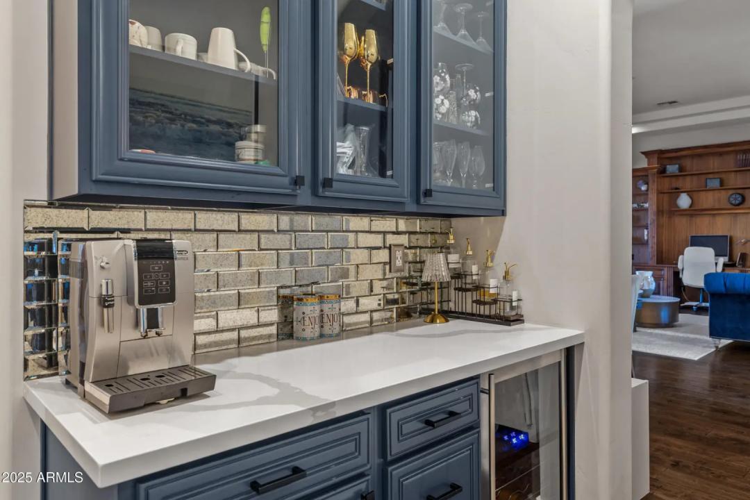 Real Estate Picture 13