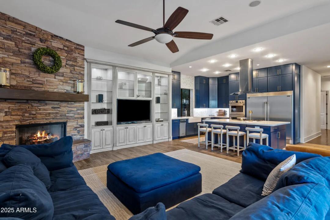 Real Estate Picture 14