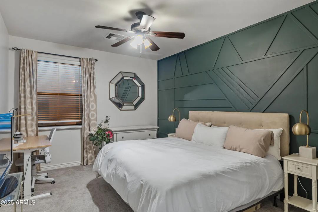 Real Estate Picture 54