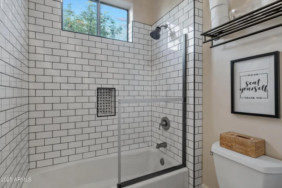Real Estate Picture 34