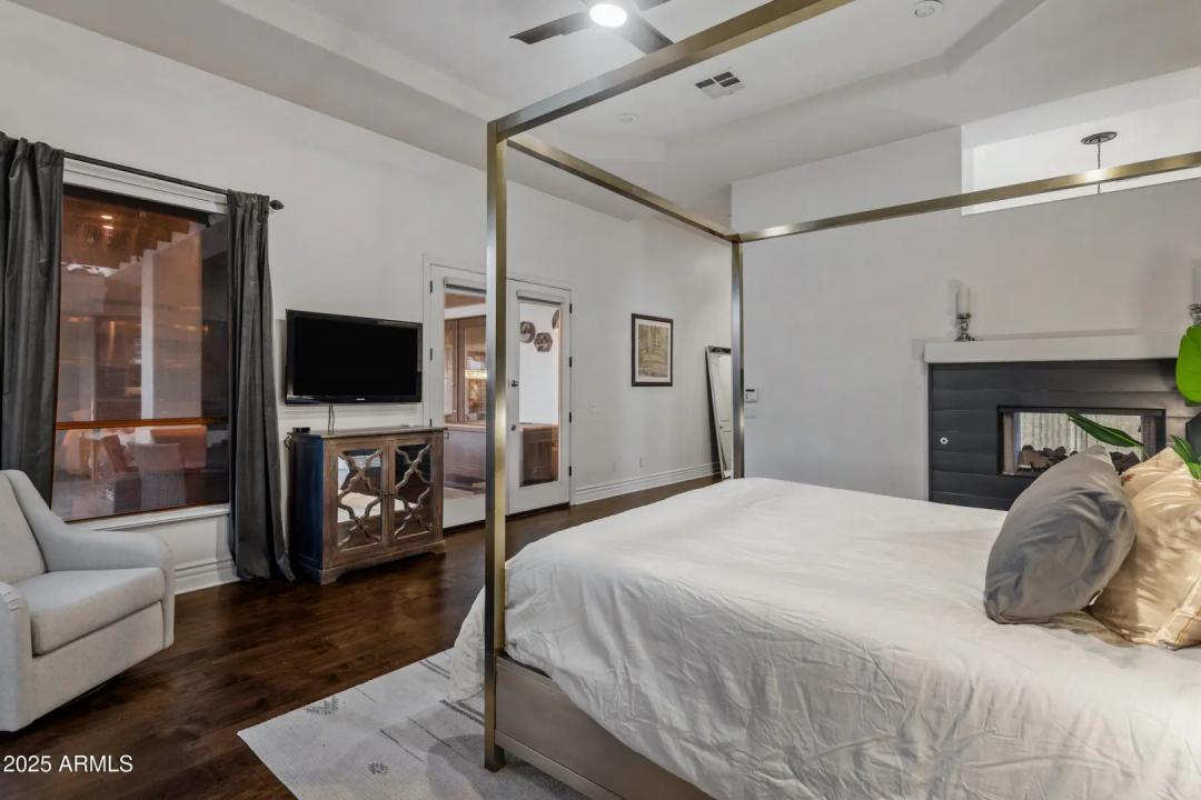 Real Estate Picture 38