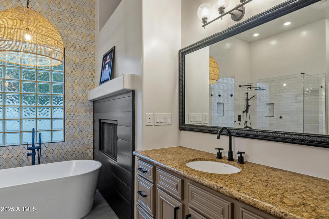 Real Estate Picture 41
