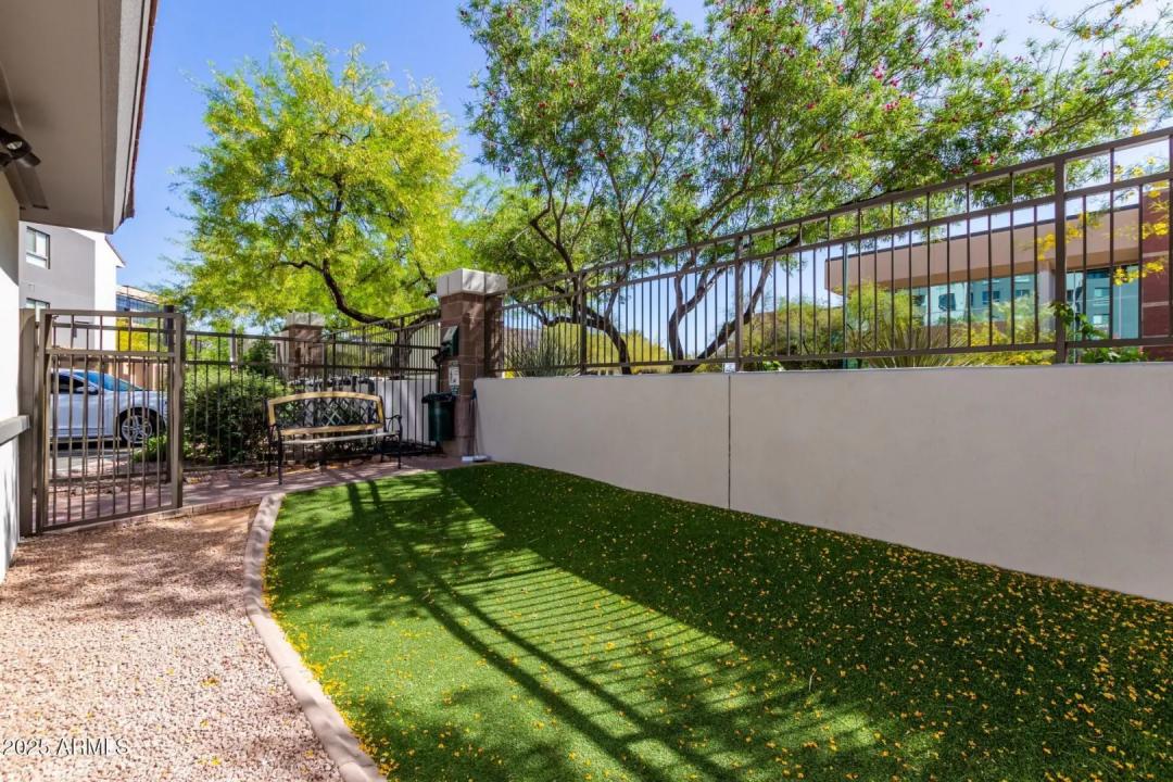 Real Estate Picture 31