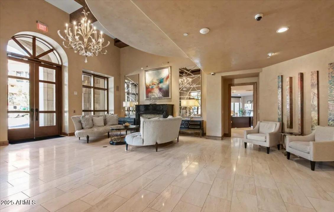 Real Estate Picture 19