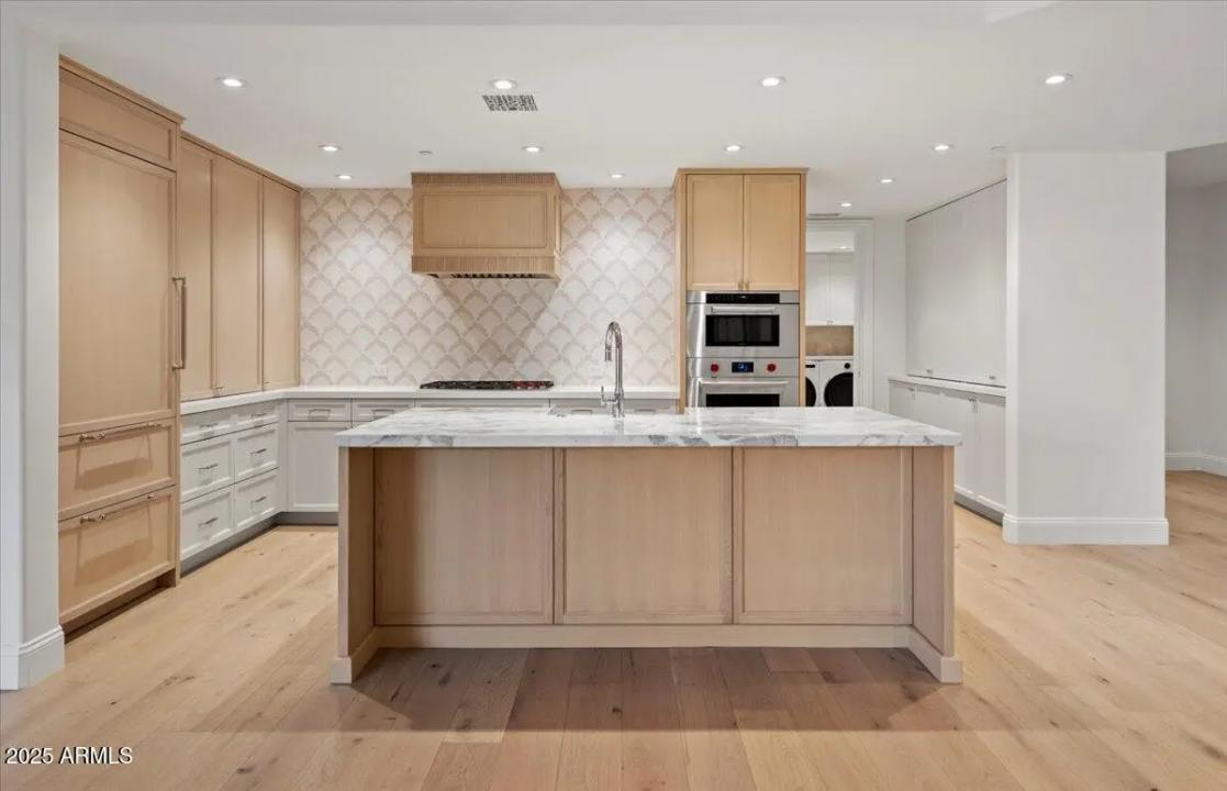 Real Estate Picture 2