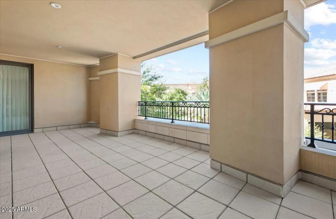 Real Estate Picture 18