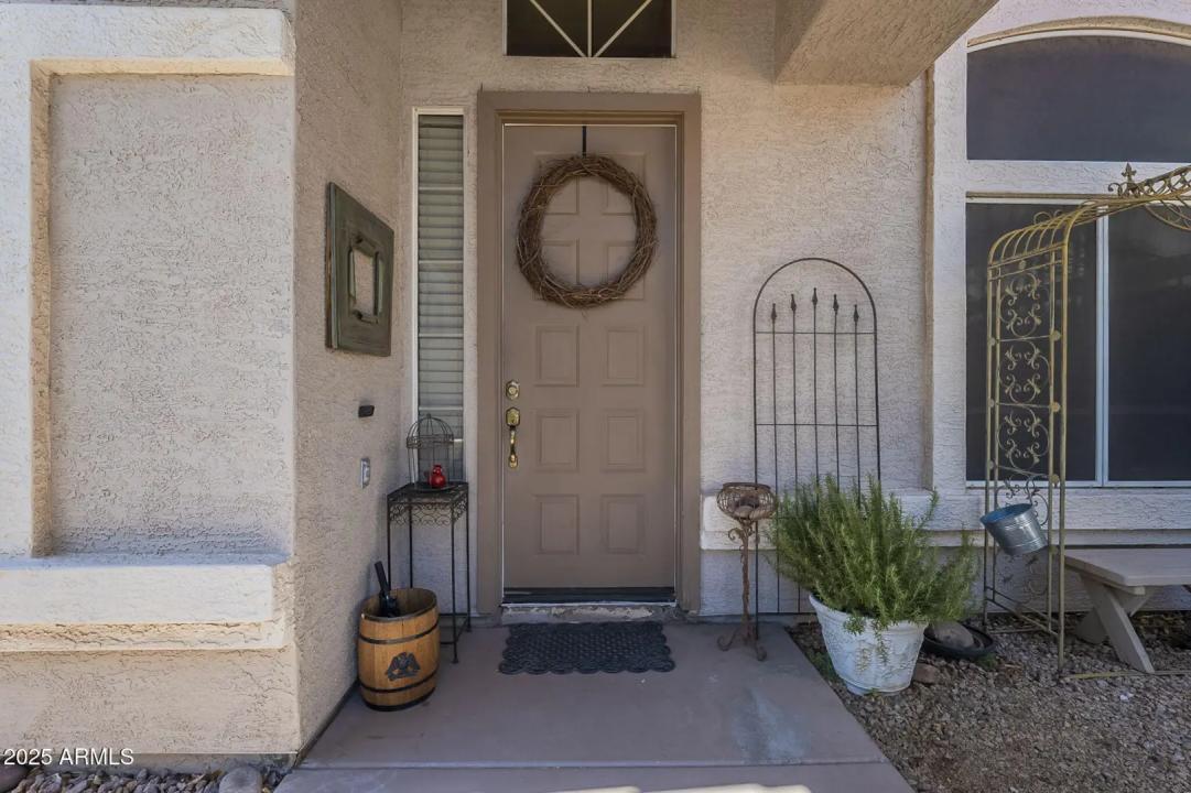 Real Estate Picture 12