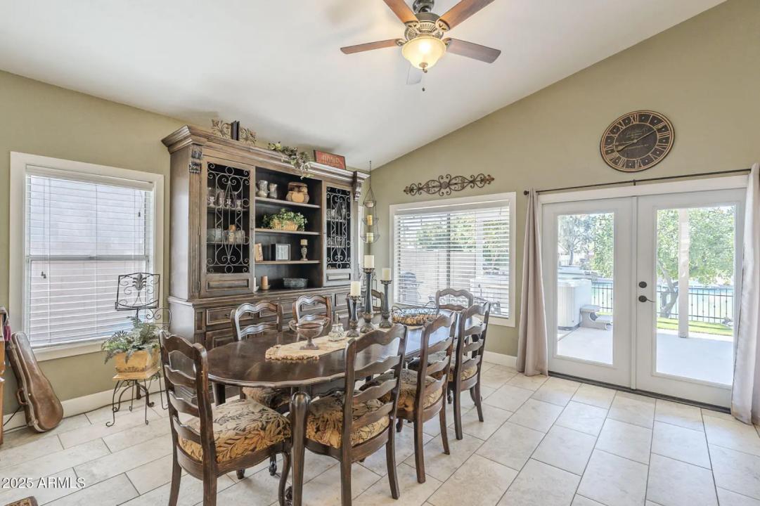 Real Estate Picture 19