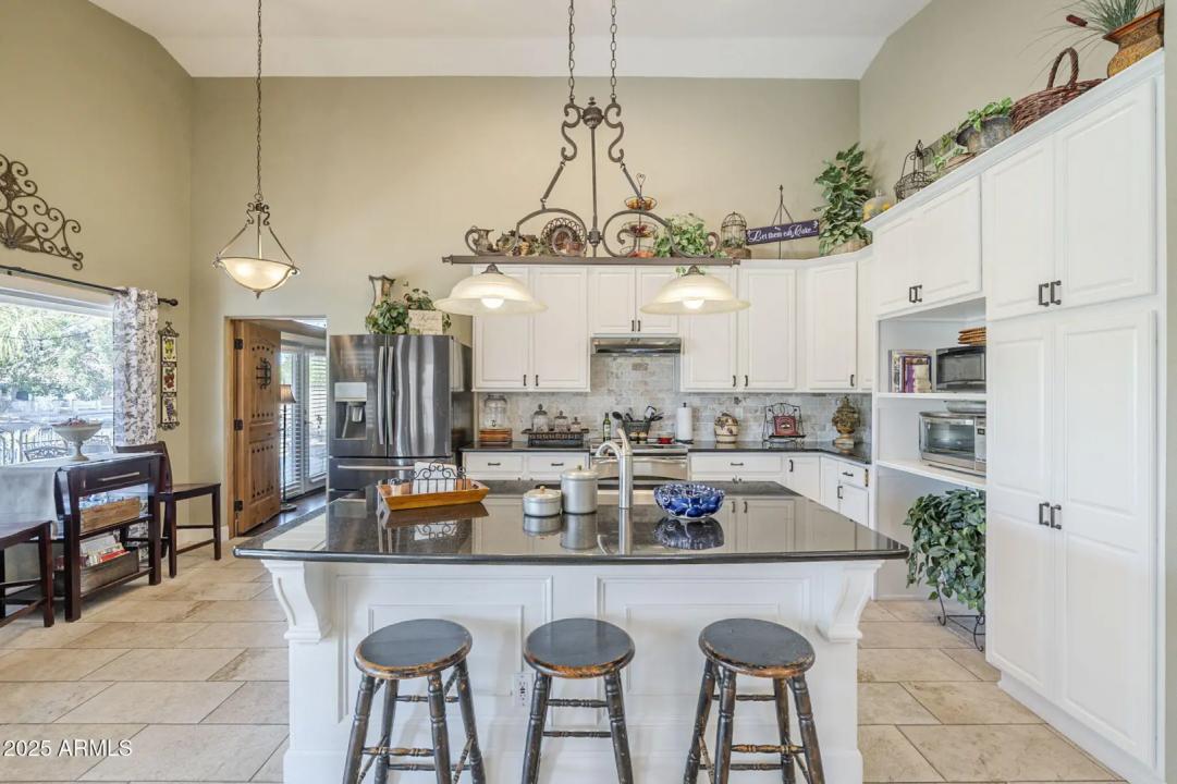 Real Estate Picture 26
