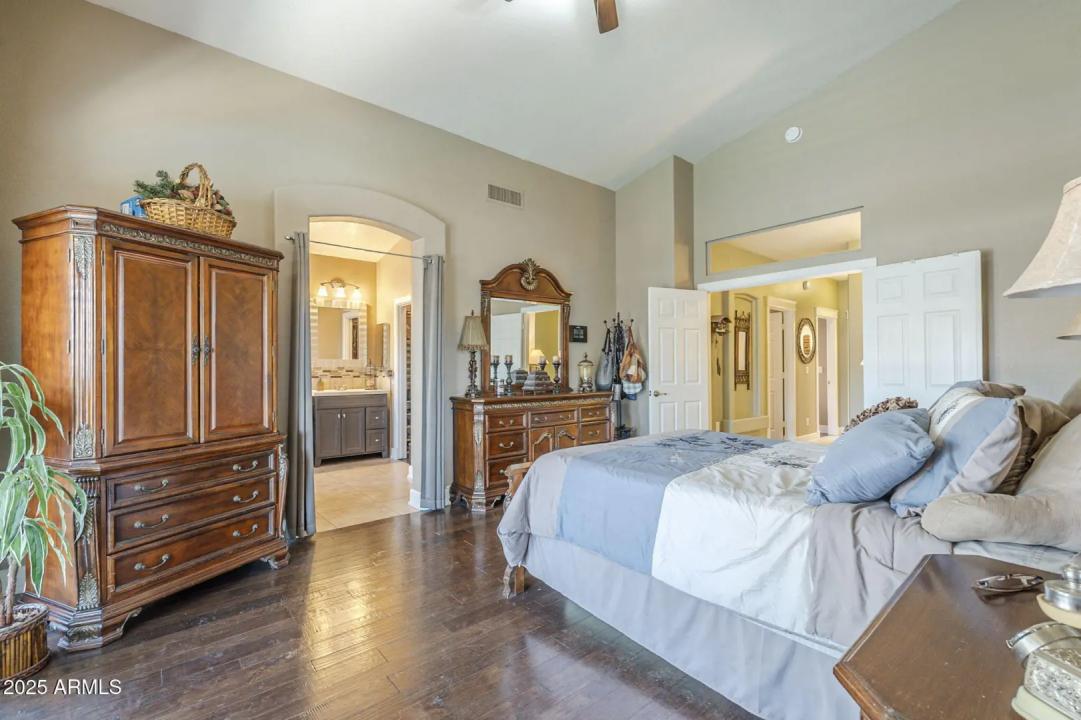 Real Estate Picture 27