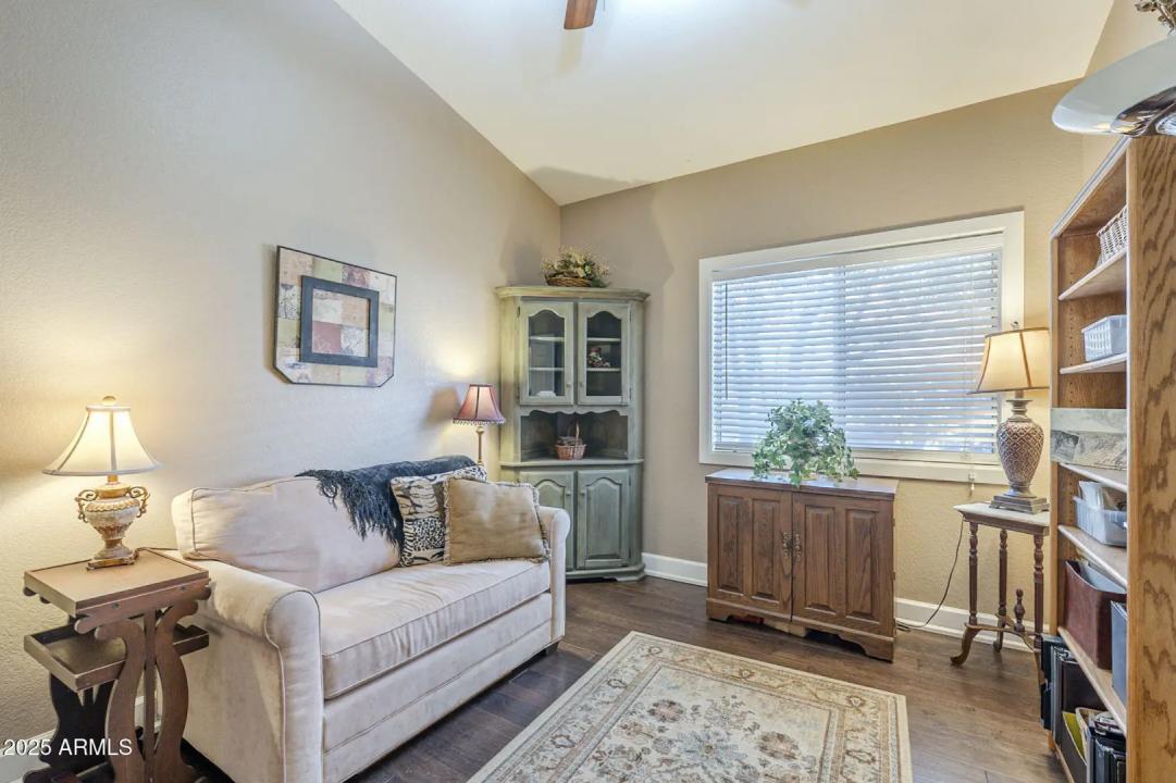 Real Estate Picture 35