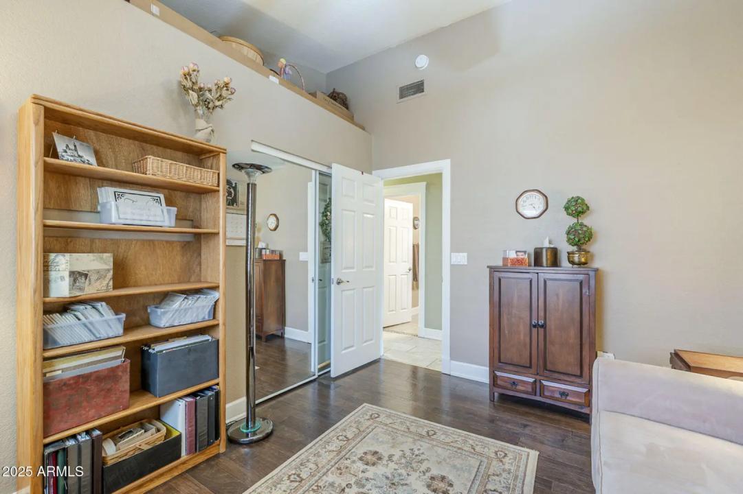 Real Estate Picture 36