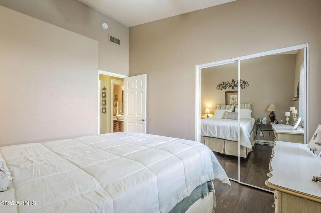 Real Estate Picture 40