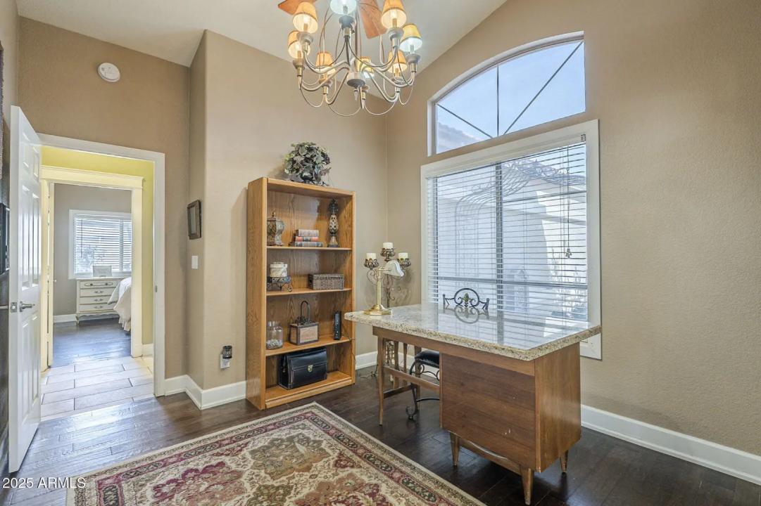 Real Estate Picture 43