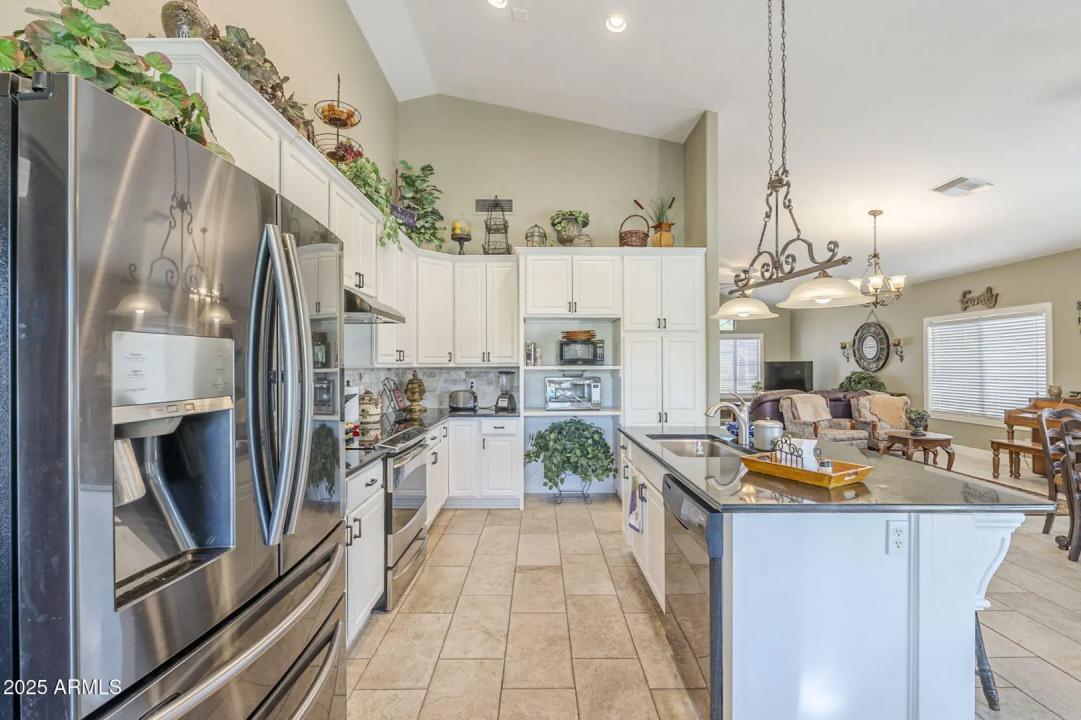 Real Estate Picture 21