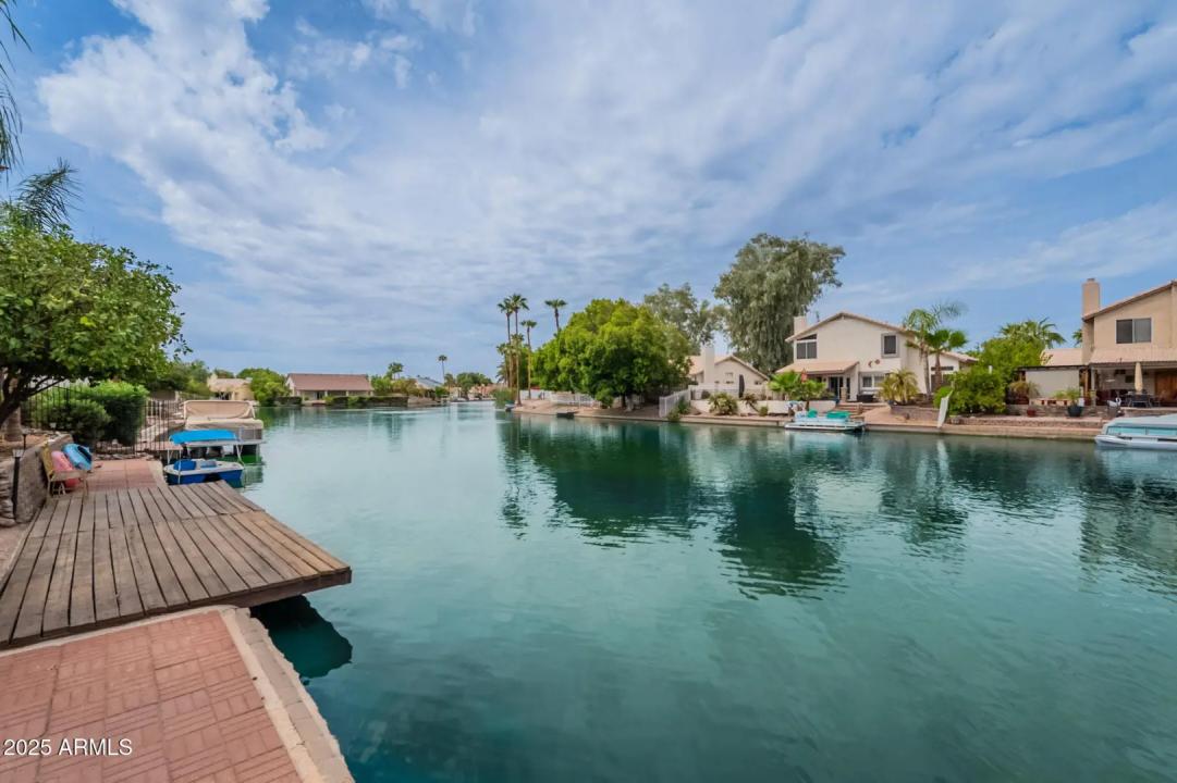 Real Estate Picture 50
