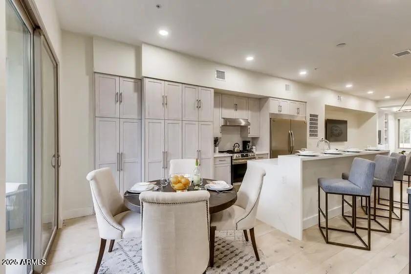 Real Estate Picture 6