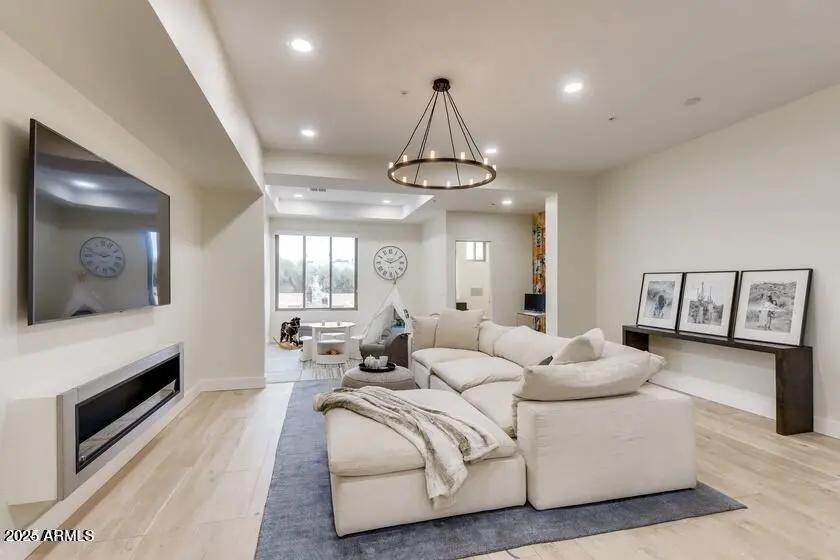 Real Estate Picture 7