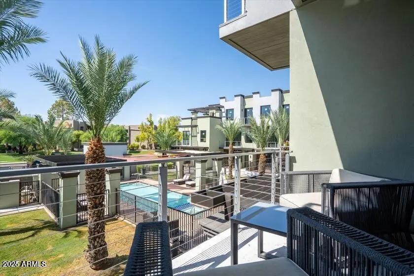 Real Estate Picture 25