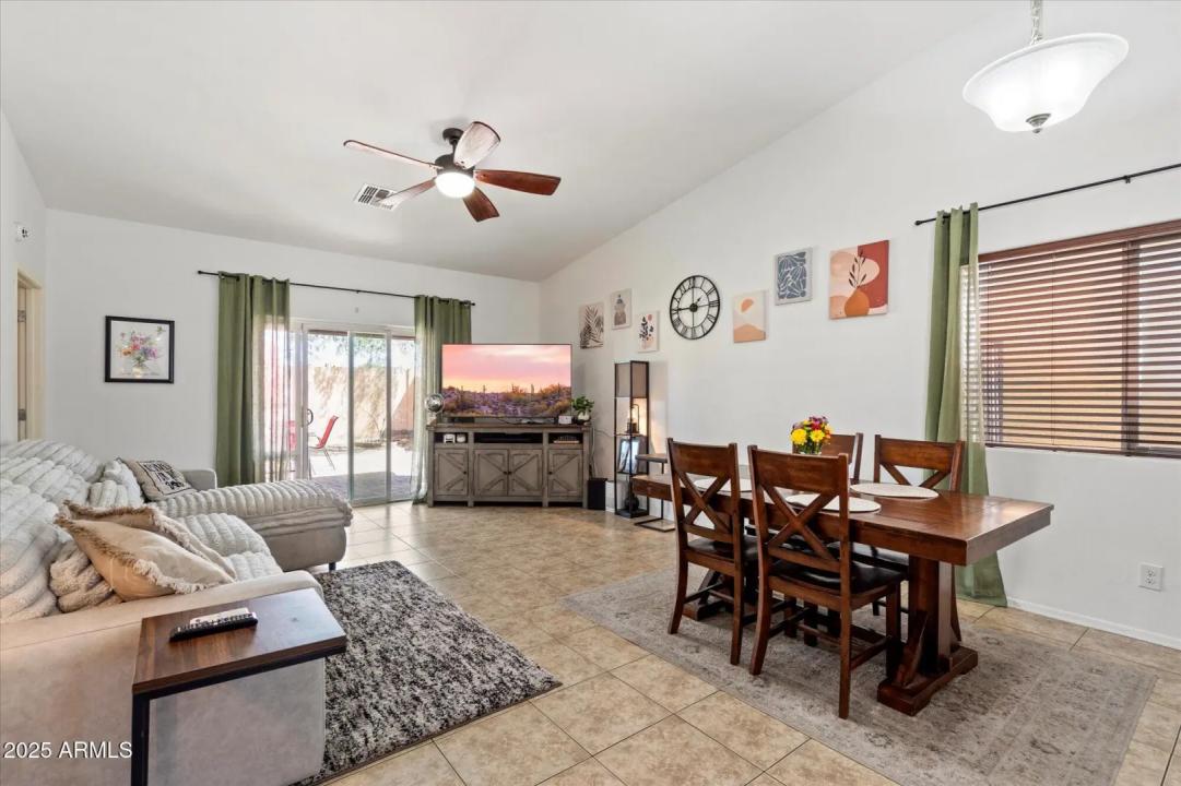 Real Estate Picture 6