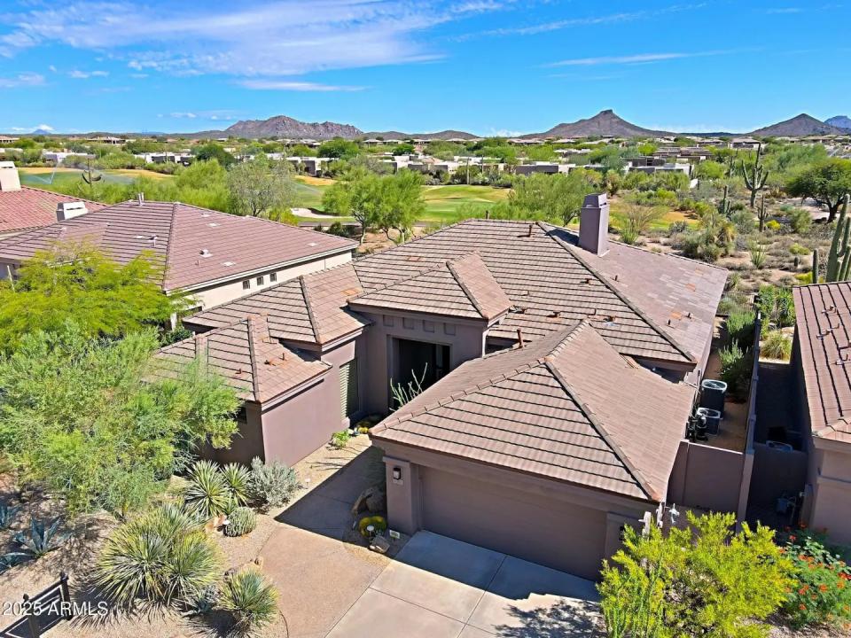 Real Estate Picture 1