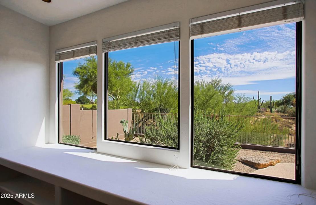 Real Estate Picture 19
