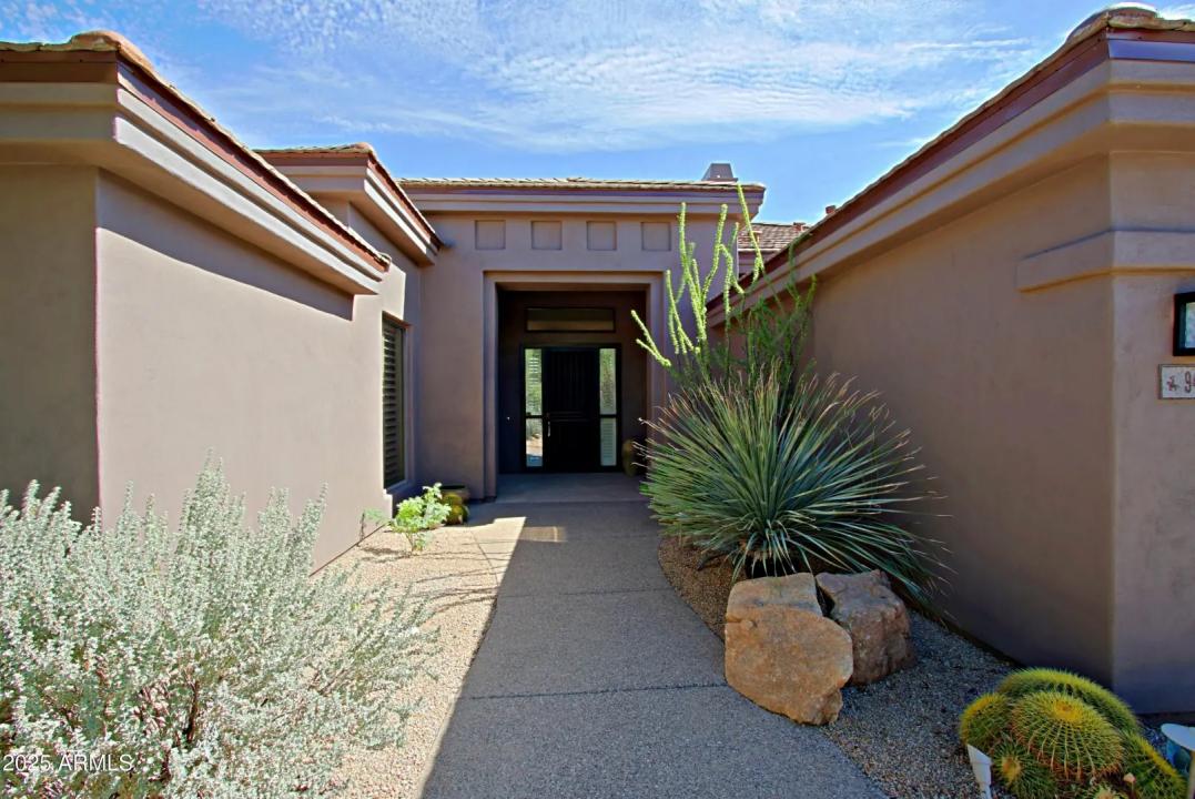 Real Estate Picture 10