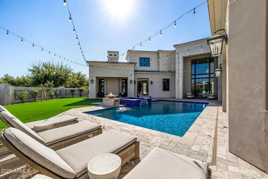 Real Estate Picture 99